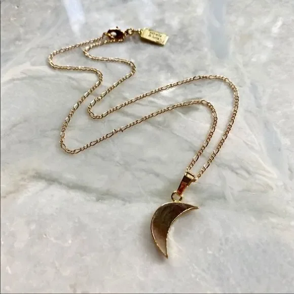 Mother of Pearl Crescent Moon Necklace - Picture 6 of 13